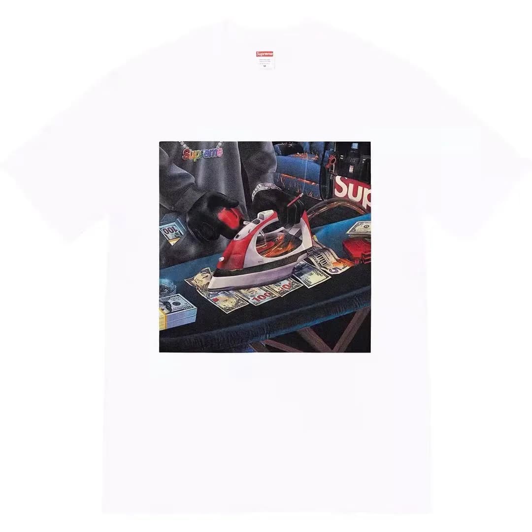 Supreme T-shirt