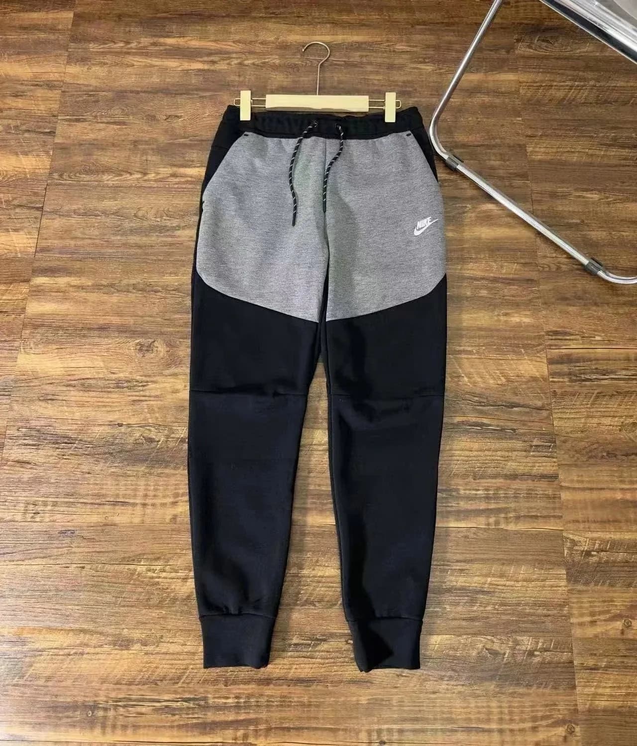Nike Tech Fleece
