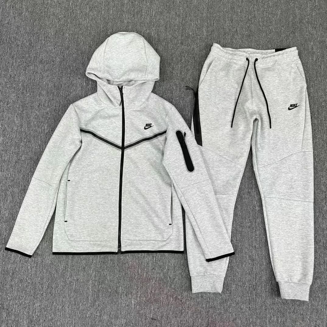 Nike Tech Fleece