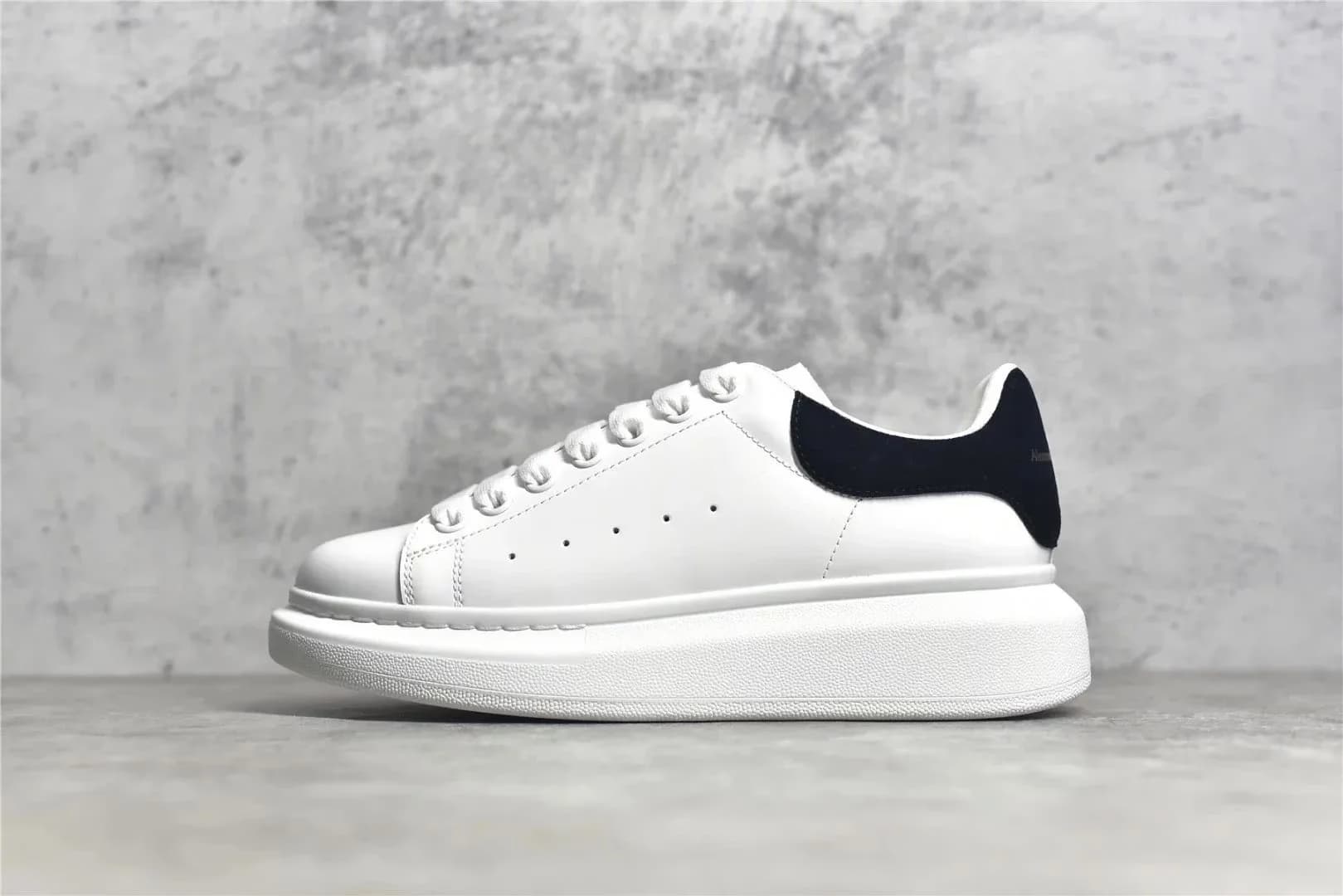Alexander McQueen Sneaker