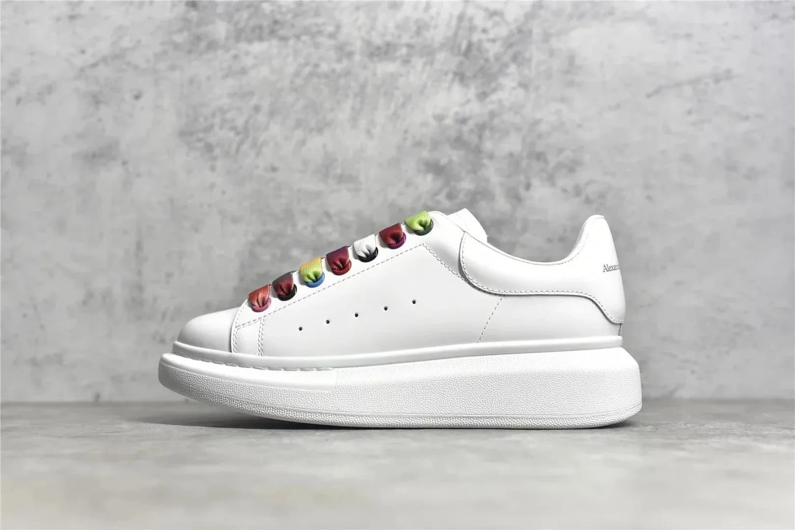 Alexander McQueen Sneaker