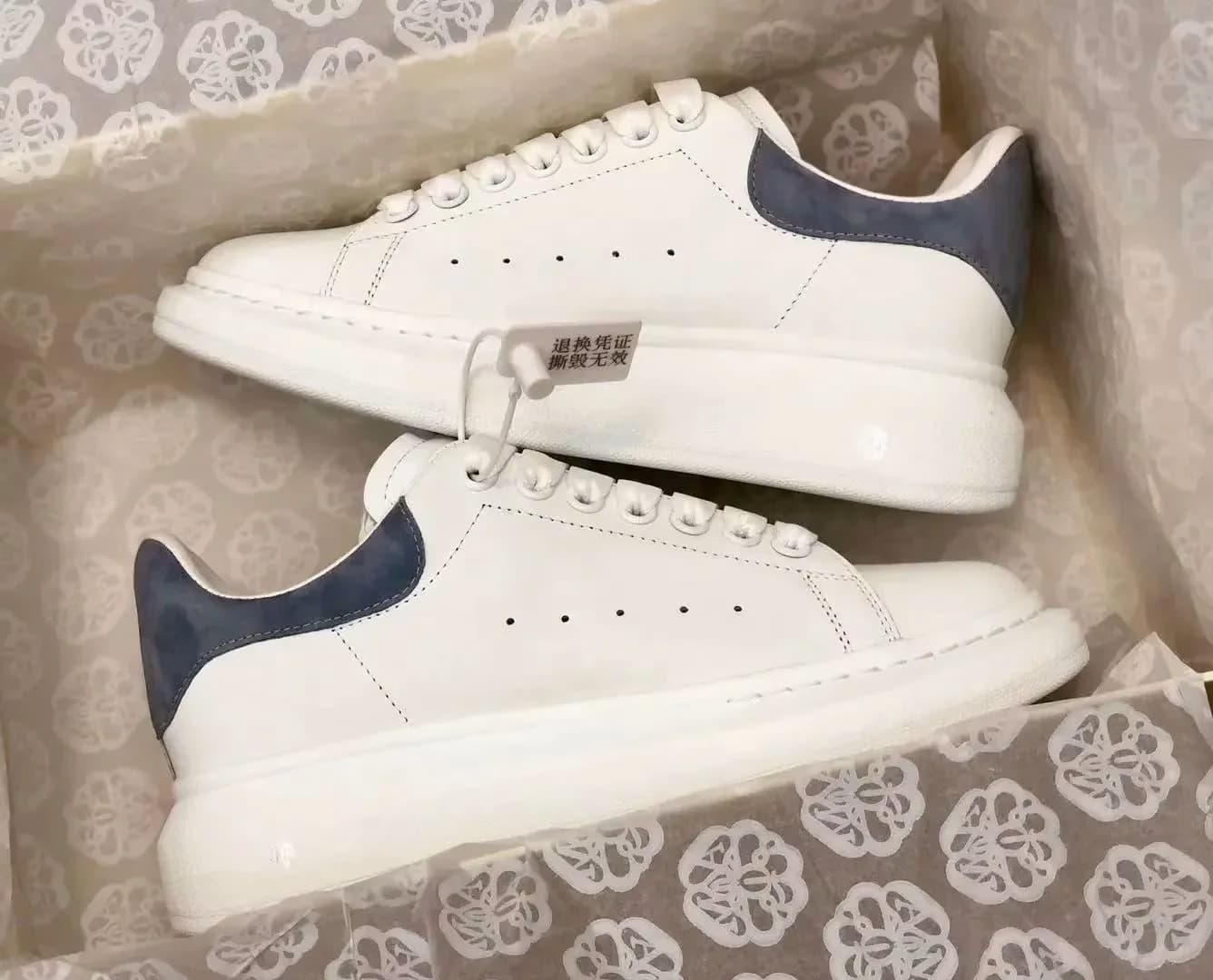 Alexander McQueen Sneaker