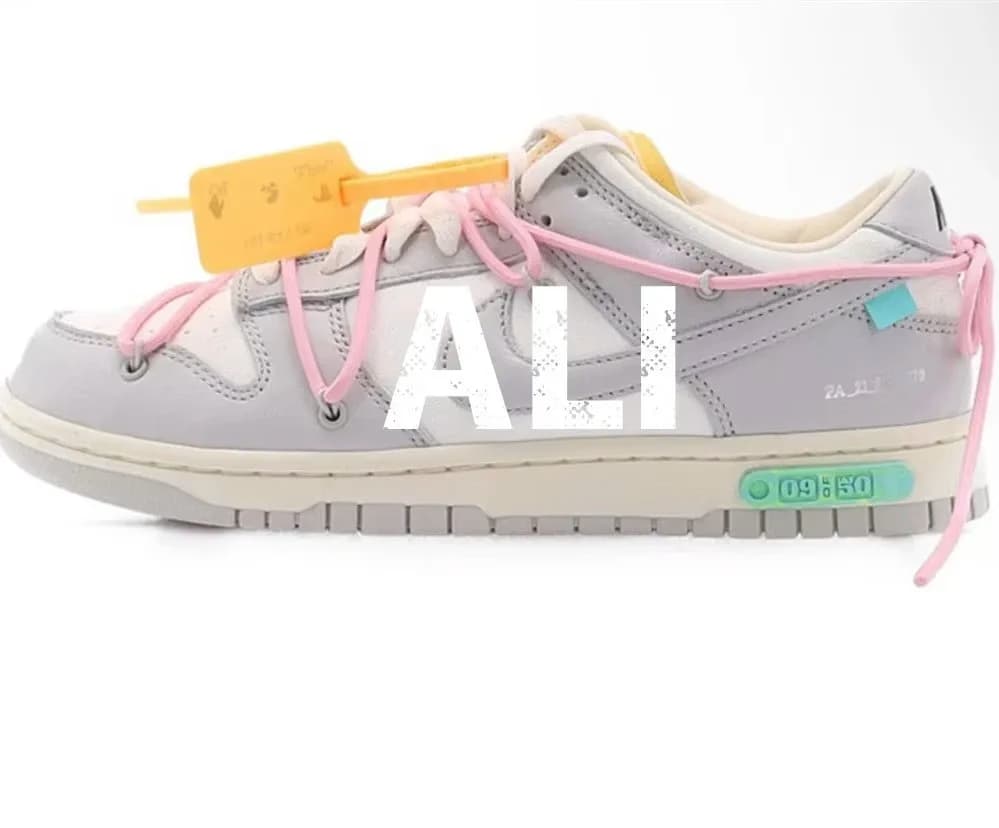 Off-White x Nike Dunk Low