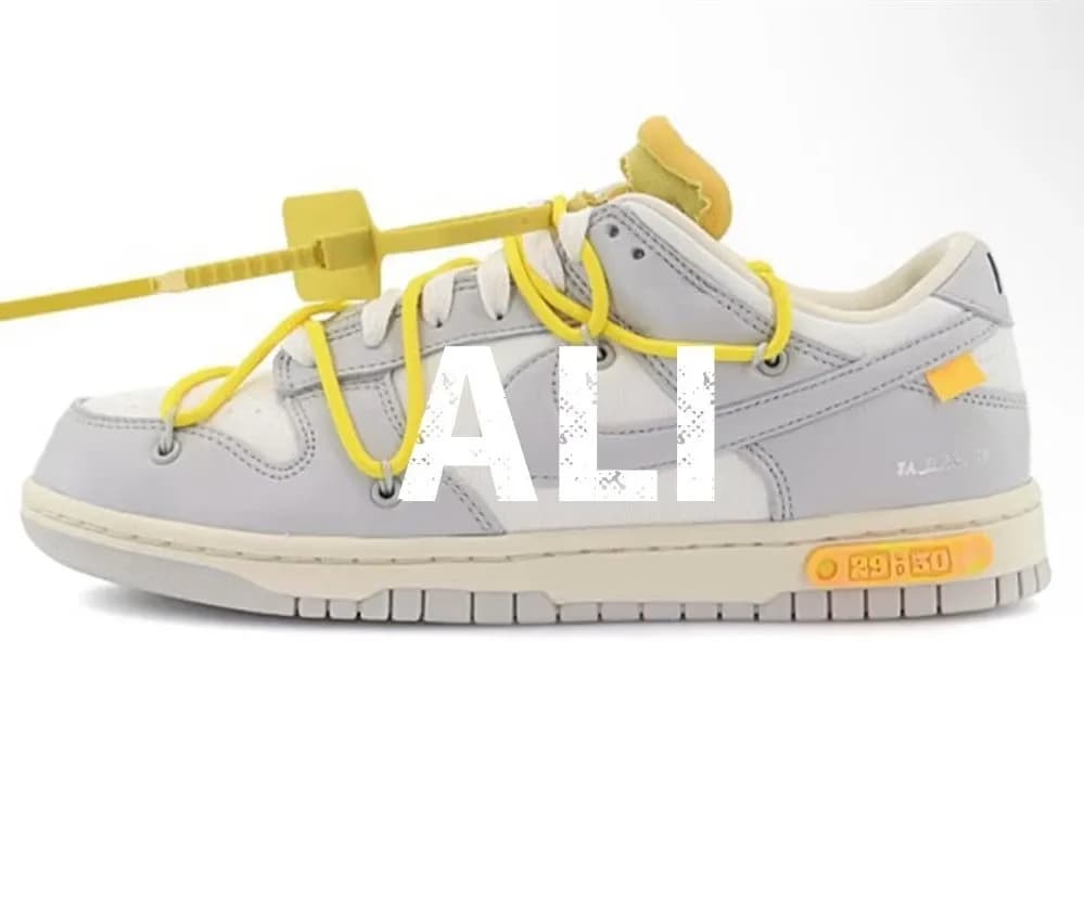 Off-White x Nike Dunk Low