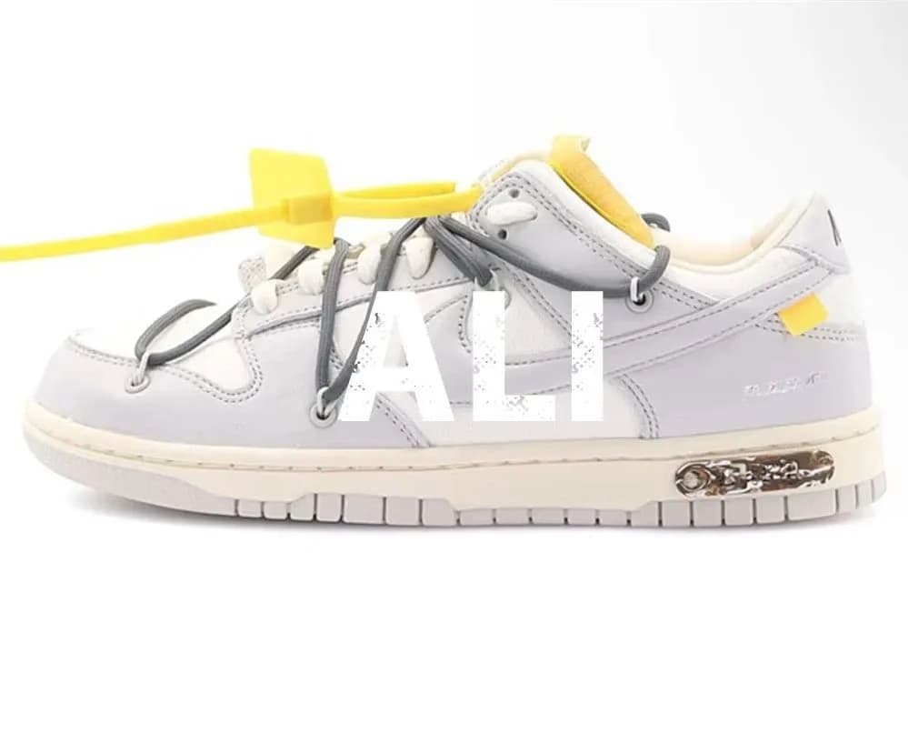 Off-White x Nike Dunk Low