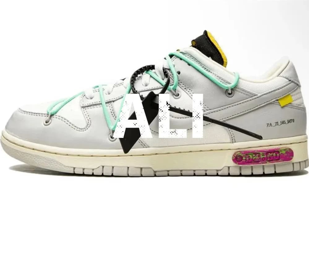 Off-White x Nike Dunk Low
