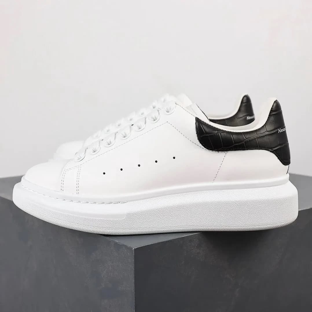 Alexander McQueen Sneaker
