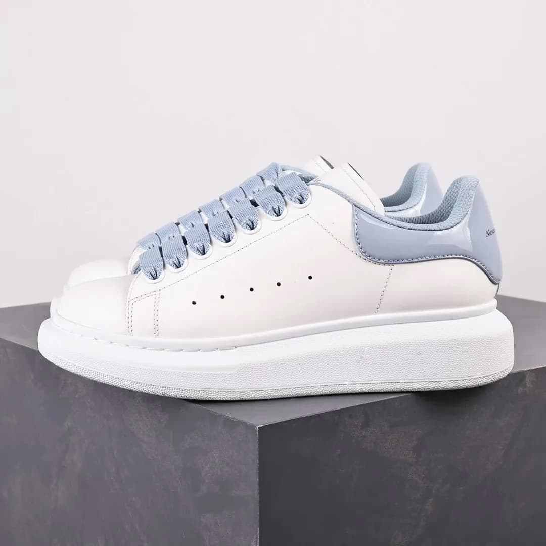Alexander McQueen Sneaker